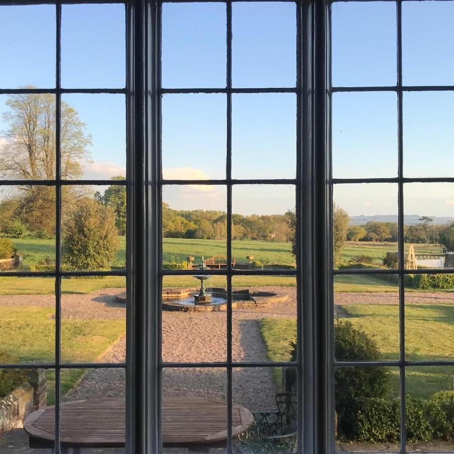 Willington Hall Hotel Tarporley Kültér fotó