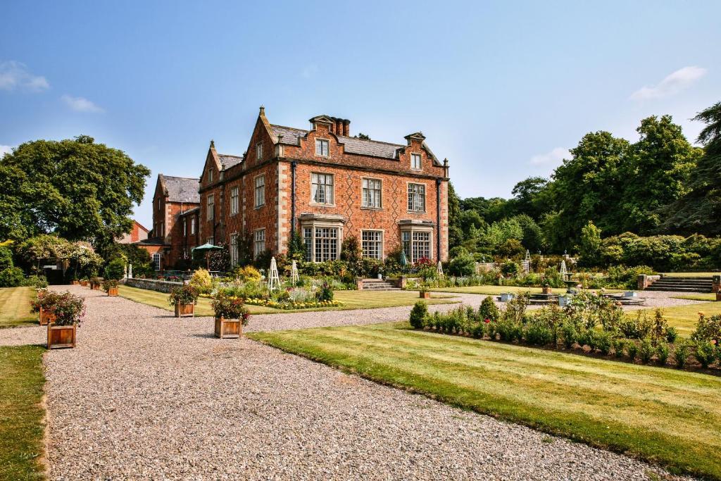 Willington Hall Hotel Tarporley Kültér fotó