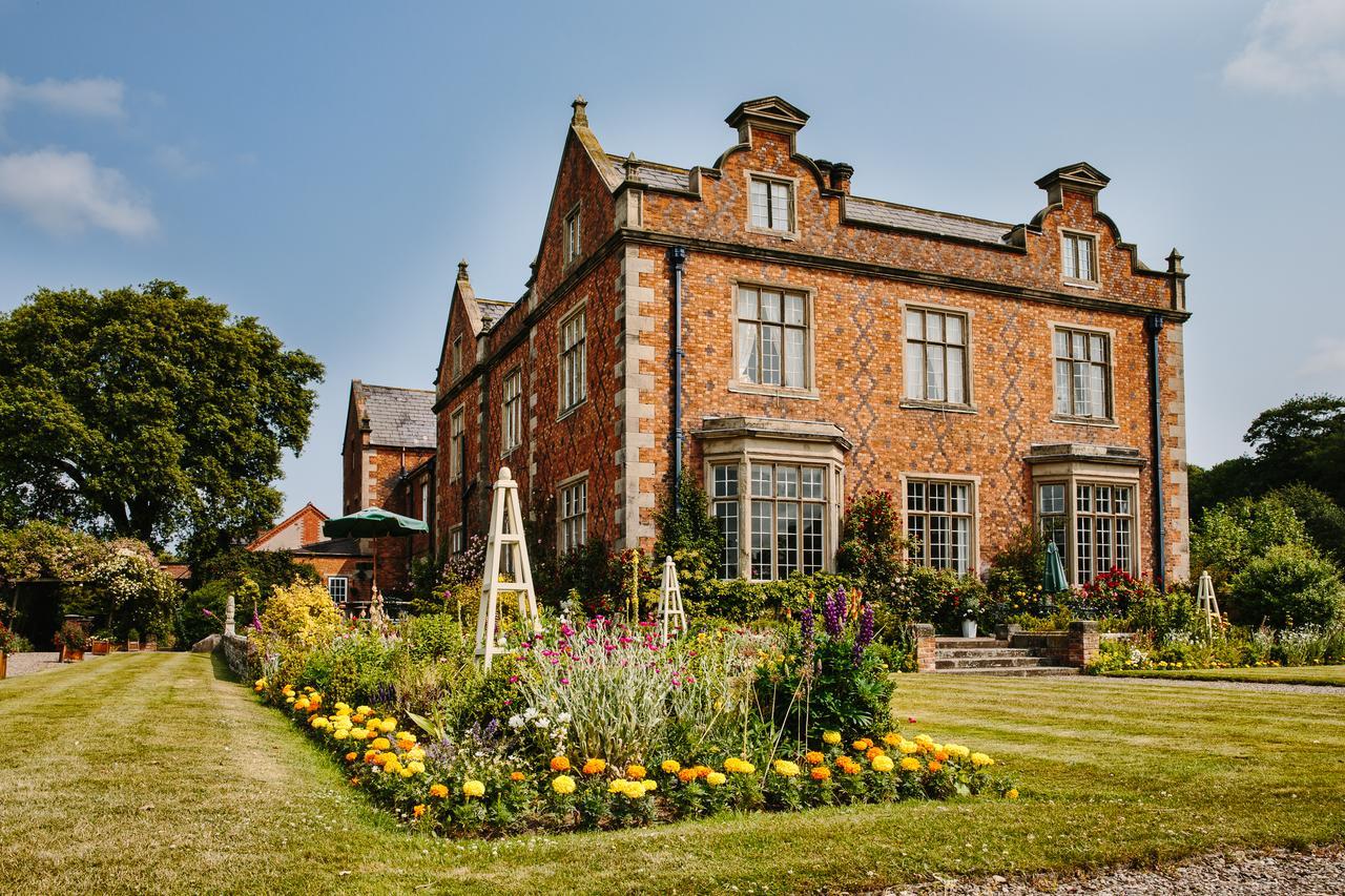 Willington Hall Hotel Tarporley Kültér fotó
