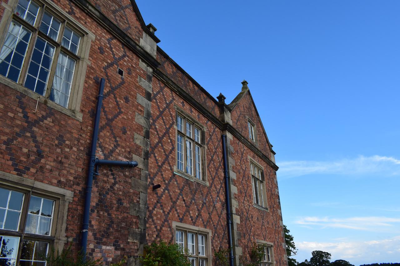 Willington Hall Hotel Tarporley Kültér fotó