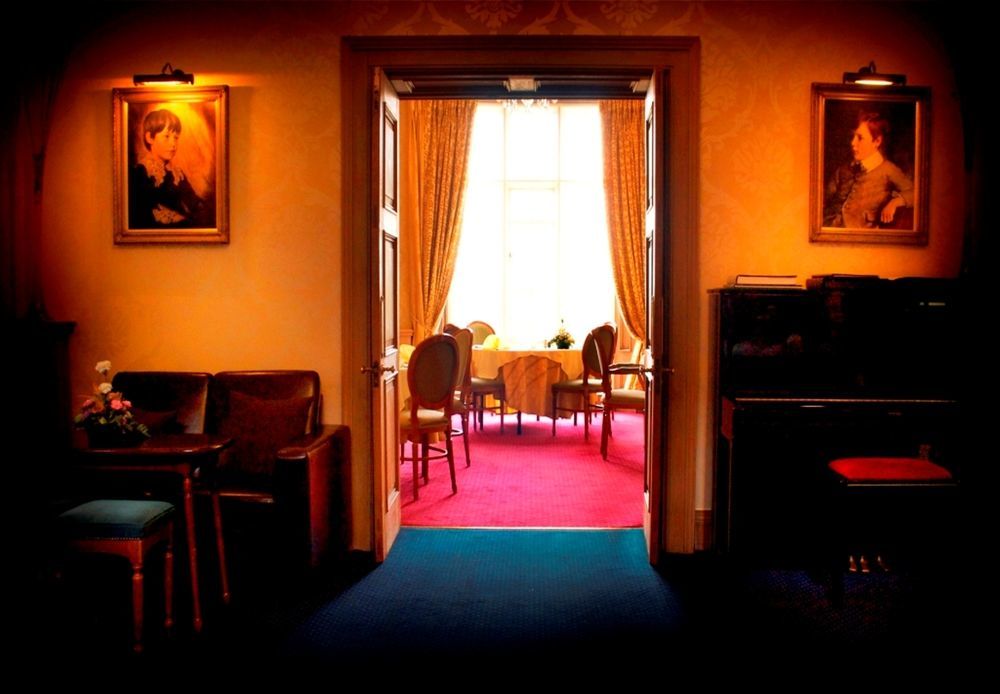 Willington Hall Hotel Tarporley Kültér fotó