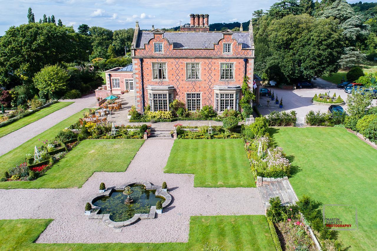 Willington Hall Hotel Tarporley Kültér fotó