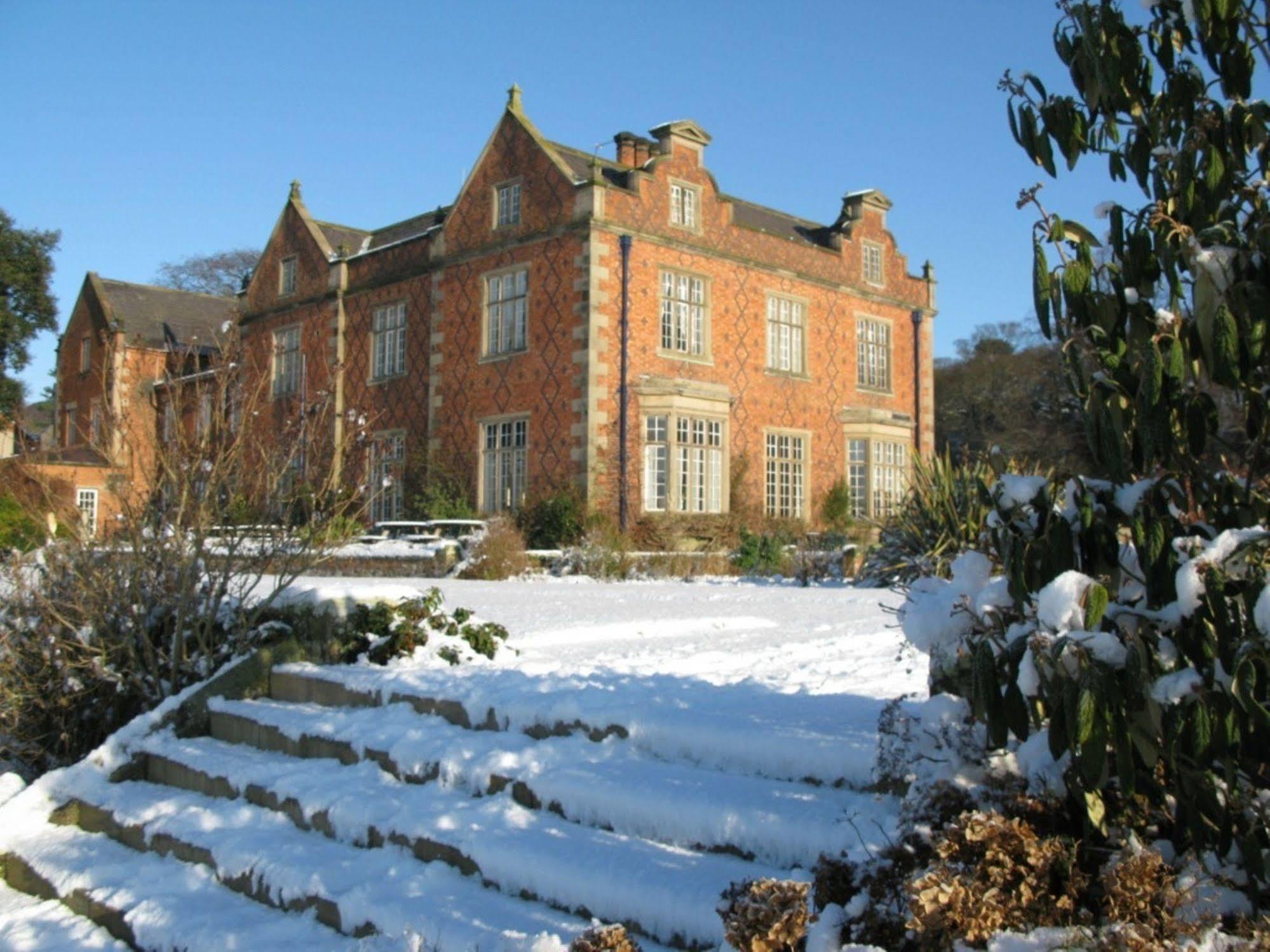Willington Hall Hotel Tarporley Kültér fotó